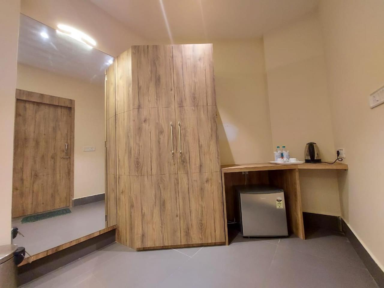 Parth King Beach Resort ماندارموني المظهر الخارجي الصورة