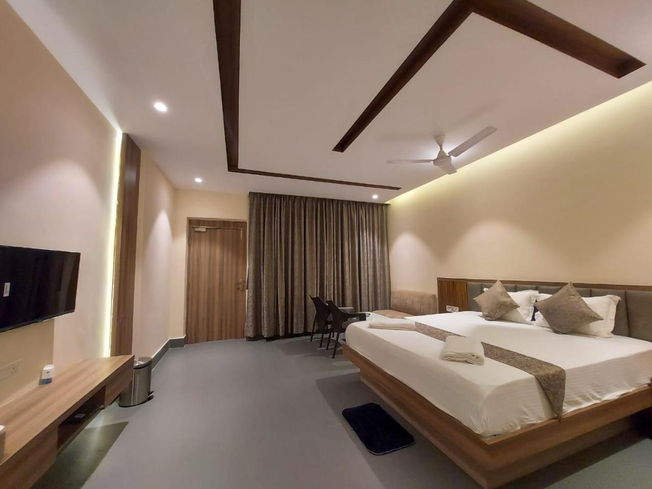 Parth King Beach Resort ماندارموني المظهر الخارجي الصورة