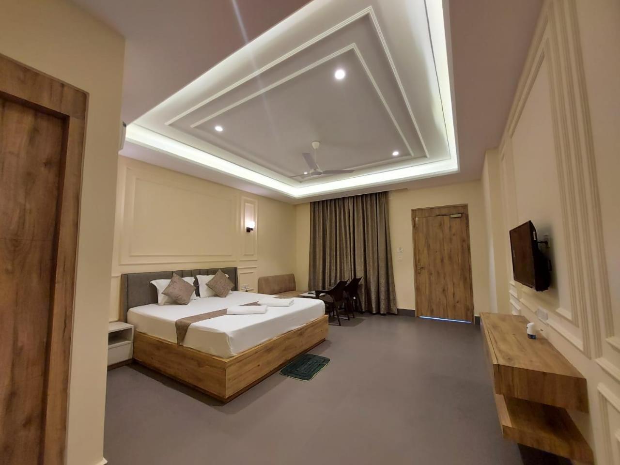Parth King Beach Resort ماندارموني المظهر الخارجي الصورة